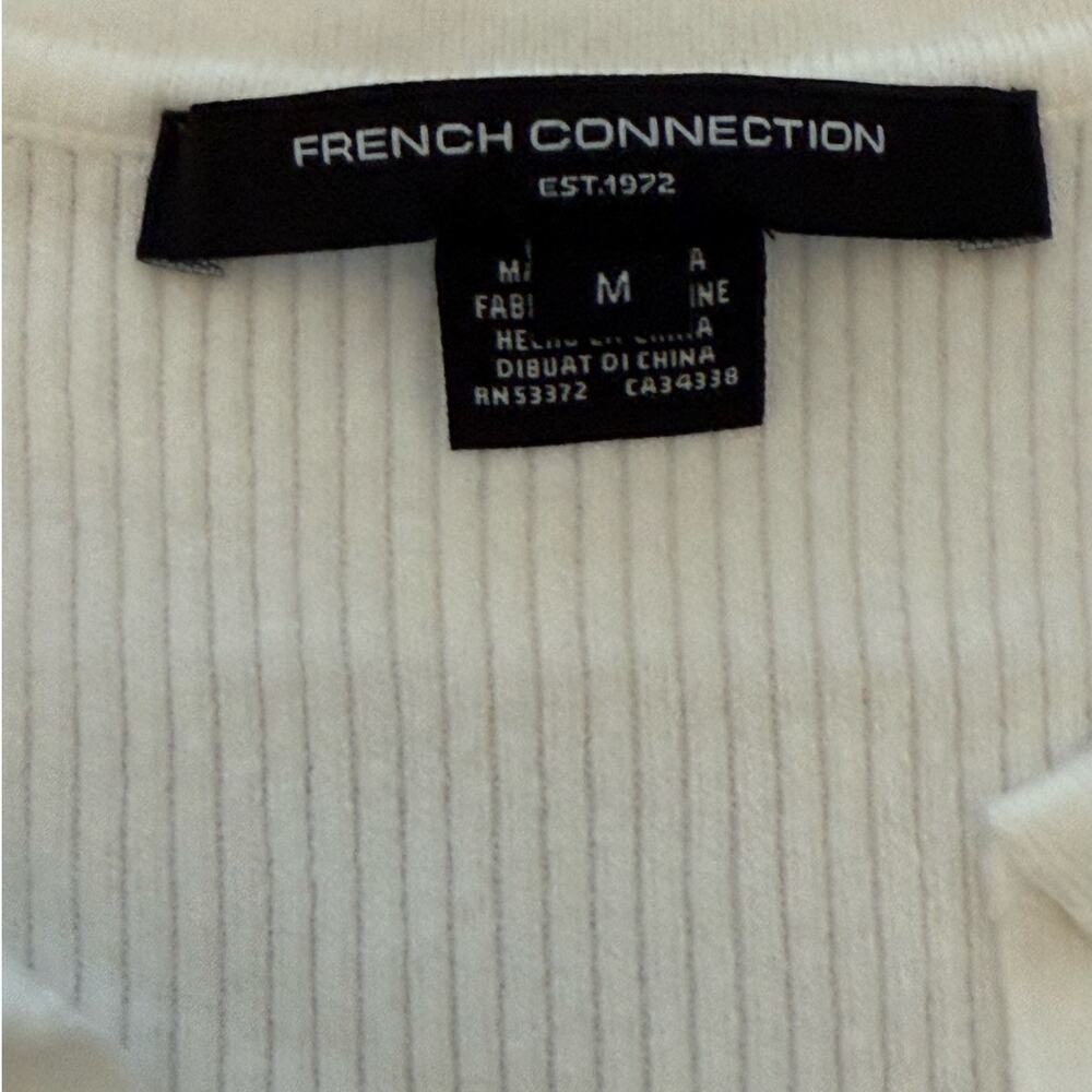 French Connections NWT | winter white Cosysoft V Neck Sleeveless Sweater | Med - Picture 4 of 6
